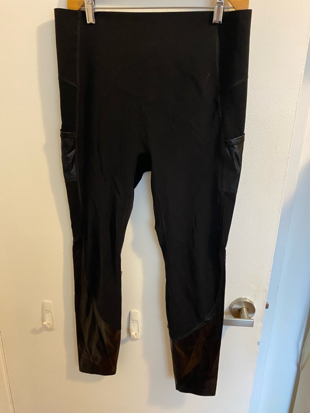 SPANX Black Sculpting Leggings with Matte Trim